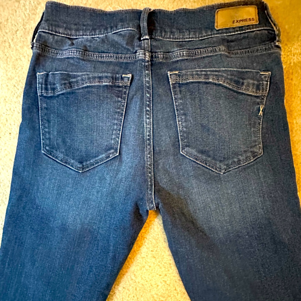 Express Jeans Stretch+ Performance *Excellent Condition* - Picture 2 of 3